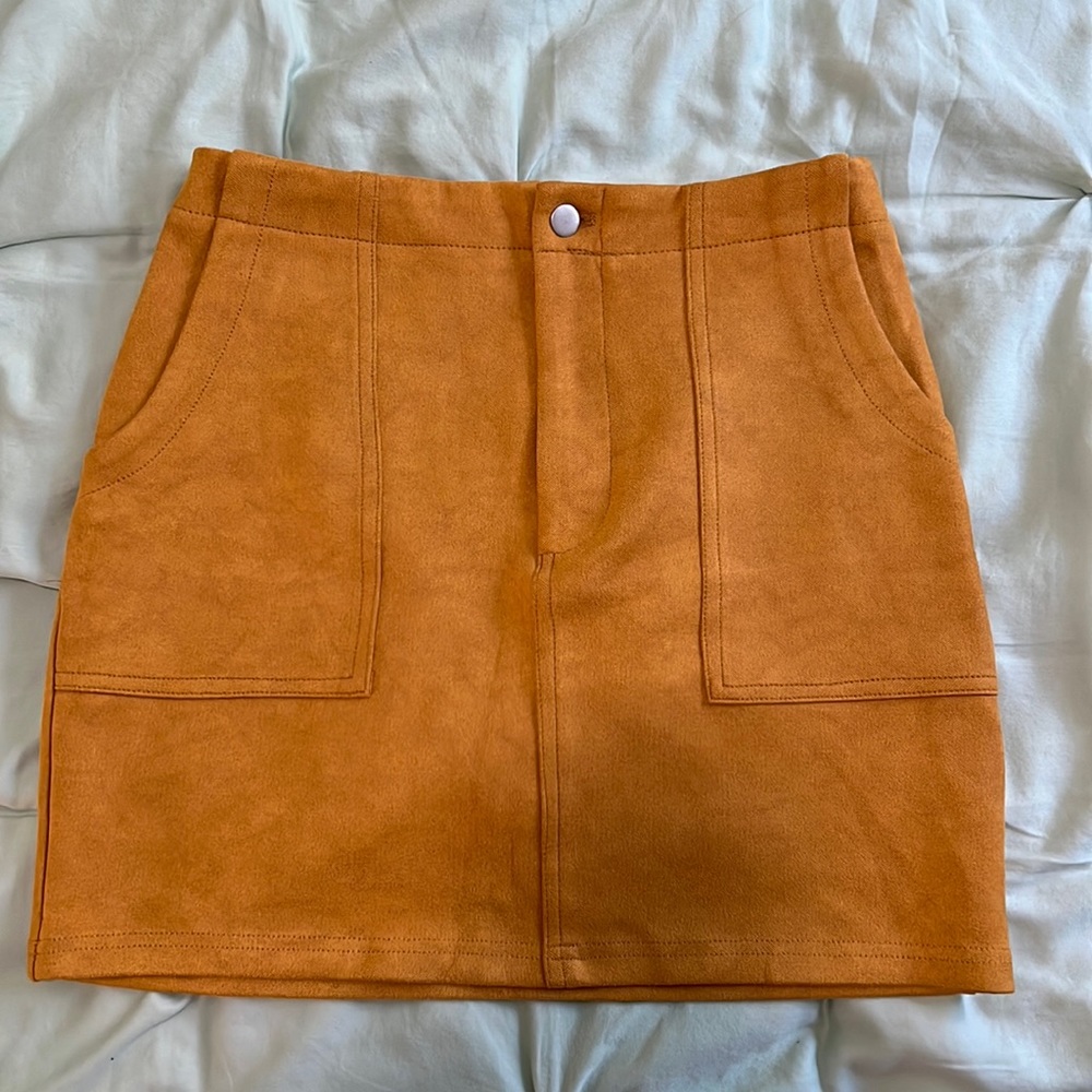 MUSTARD SKIRT